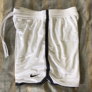 Nike Women’s Mesh Shorts White Size M